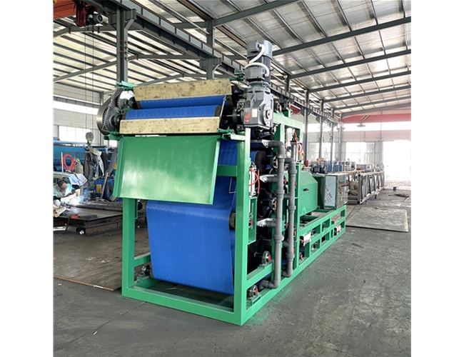 1臺轉(zhuǎn)鼓濃縮帶式污泥脫水機(jī)完工