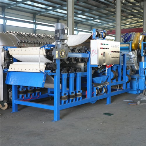 1臺(tái)帶式壓榨機(jī)完工發(fā)貨