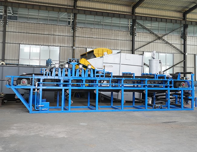 橡膠帶式真空過濾機完工了，即將發(fā)貨！