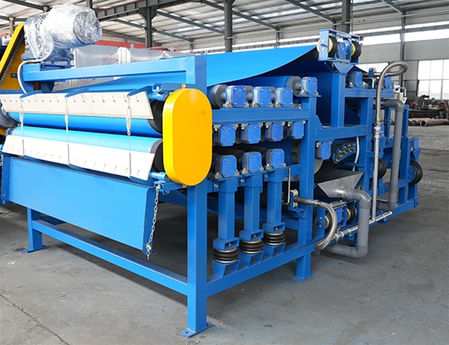 1臺帶式壓榨機發(fā)貨啦！